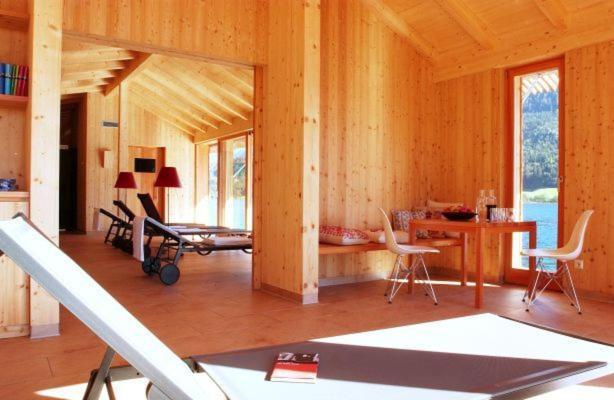 Seehotel Enzian Weissensee Luaran gambar