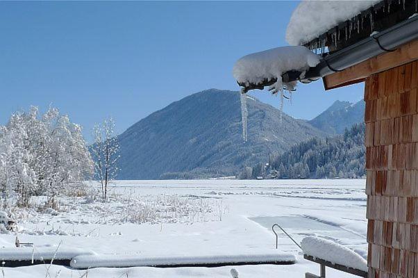 Seehotel Enzian Weissensee Luaran gambar