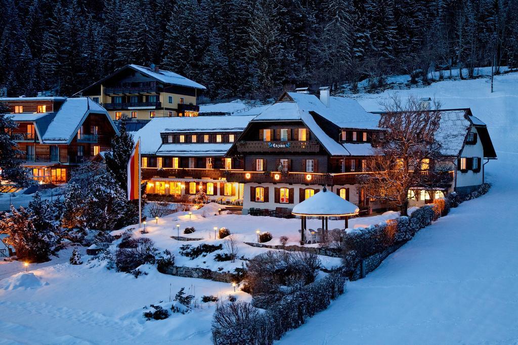 Seehotel Enzian Weissensee Luaran gambar