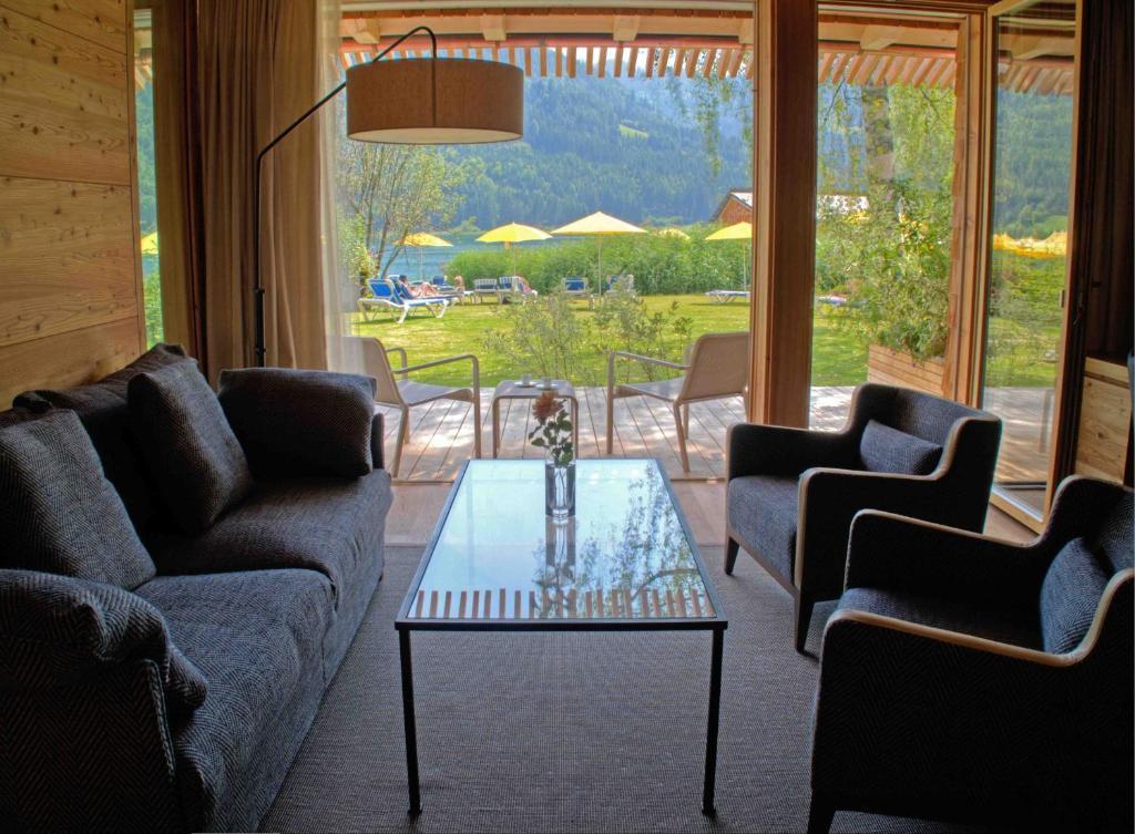 Seehotel Enzian Weissensee Bilik gambar